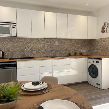 Vue à 300m Du Centre De Porto-vecchio