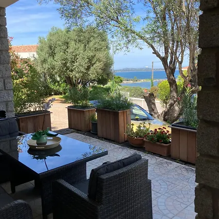 Vue A 5 Minutes A Pied Du Centre De Porto-vecchio Villa