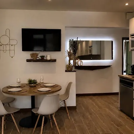 Villa Vue à 5 Minutes à Pied Du Centre De Porto-vecchio