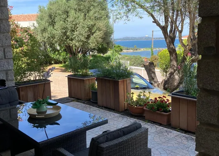 Vue A 5 Minutes A Pied Du Centre De Porto-vecchio Villa