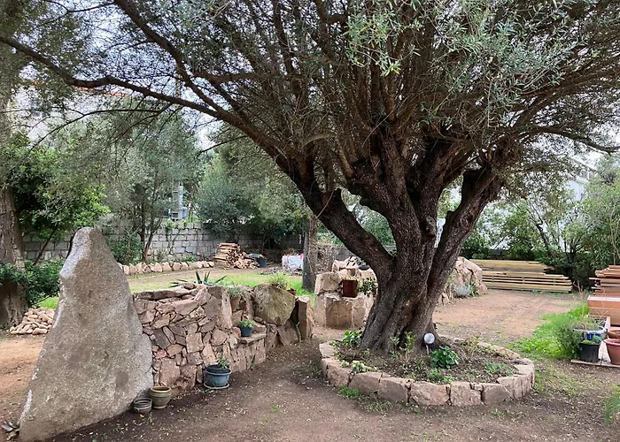 Villa Vue A 5 Minutes A Pied Du Centre De Porto-vecchio *